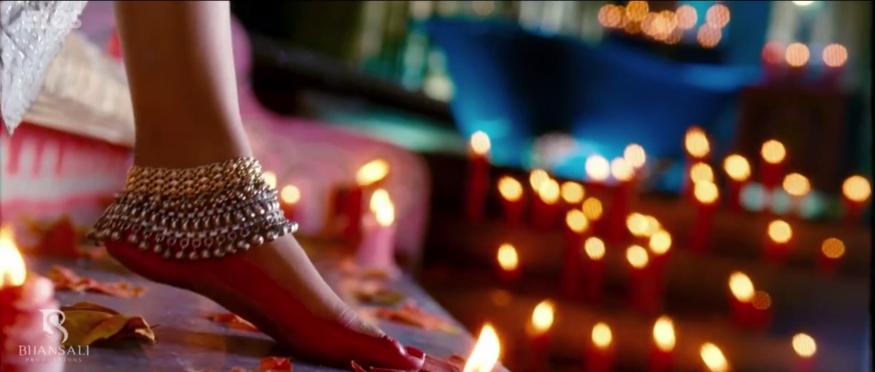 Beautiful Feet Of Priyanka Chopra In Ramleela