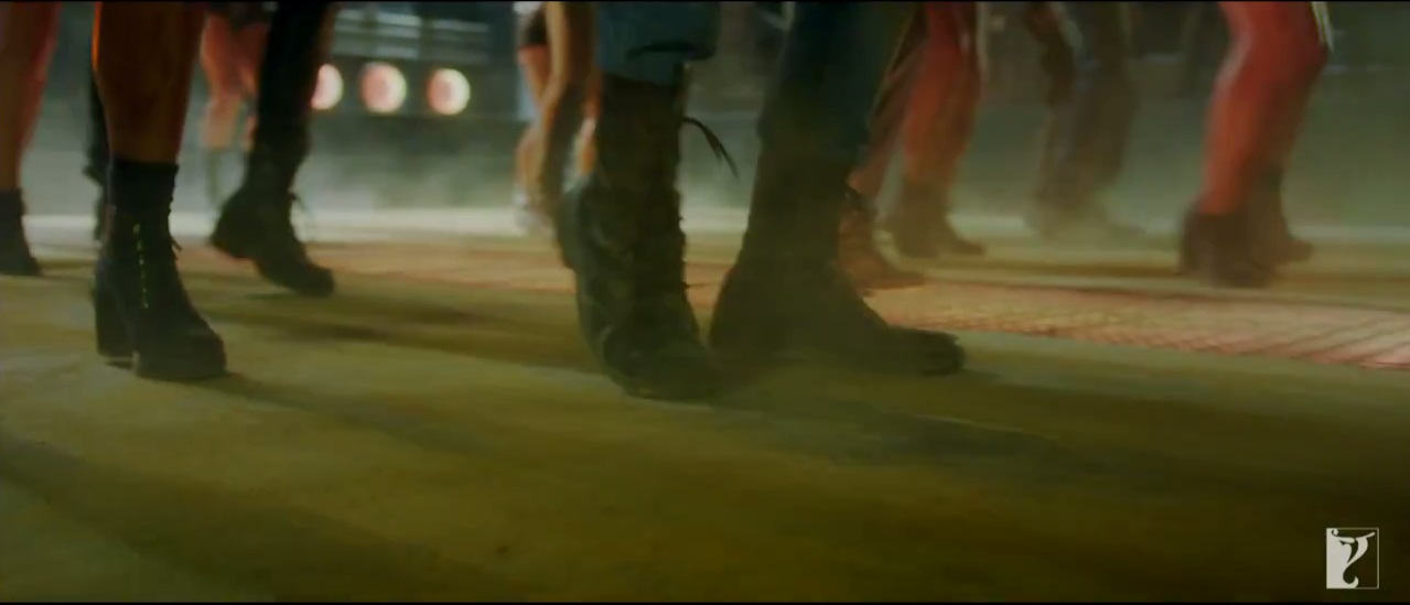Dhoom 3: Foot Work Of Aamir's Team On  Dhoom Tap Promo Video Song