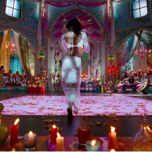 Priyanka Chopra - Sexy Back - Goliyon Ki Raasleela Ramleela