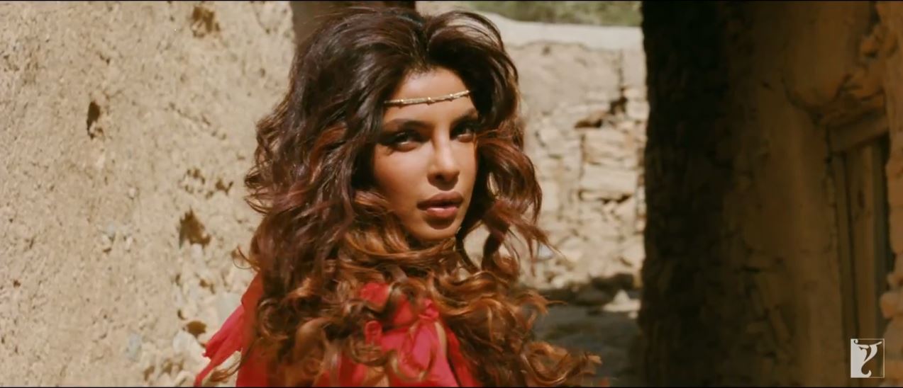 Killing Look Of Priyanka Chopra In Jiya Video Song From Gunday Movie
